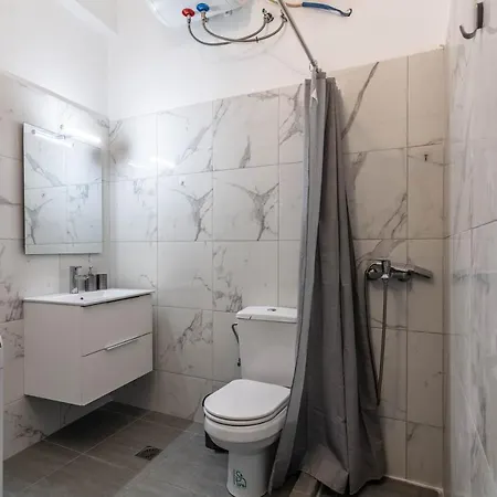 Sevalie Apt 4 *
